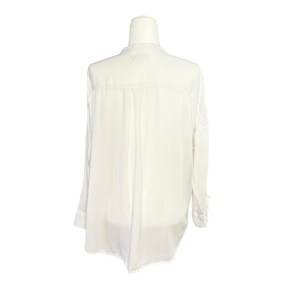 Lou Grey for LOFT Chambray Long Sleeve Button Up Shirt Women's M | White | EUC - Picture 3 of 12